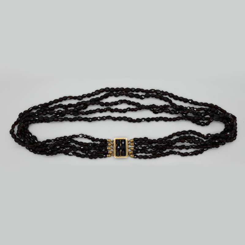 Granatcollier – Nr. 136
