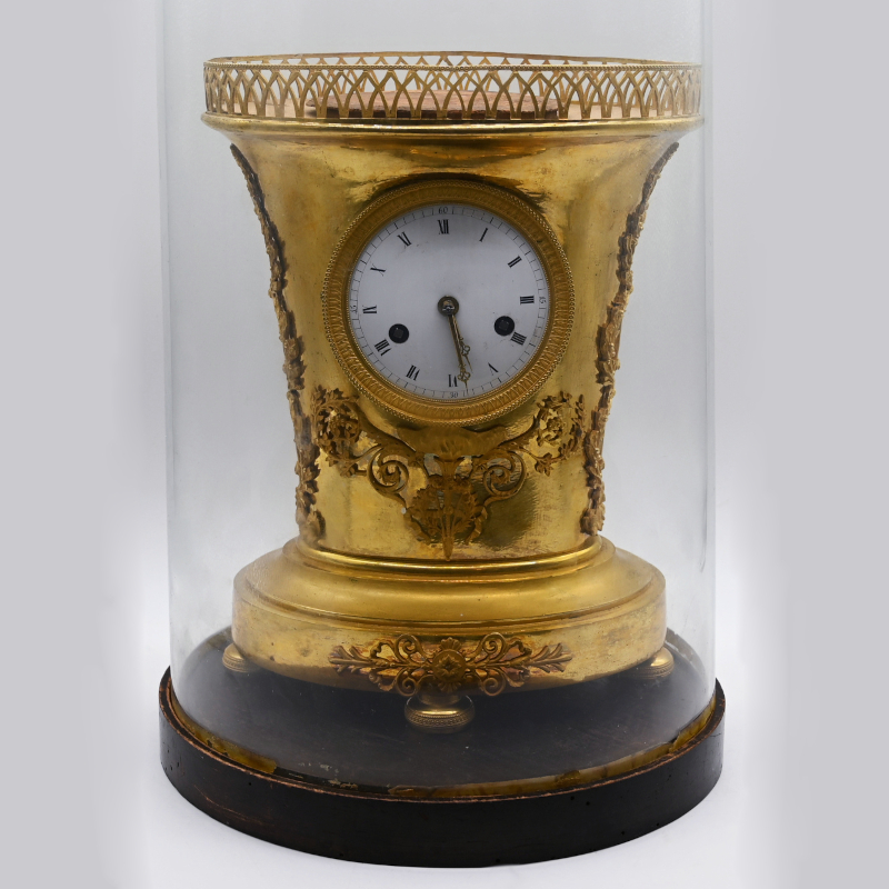 Kaminuhr wohl Frankreich um 1800/1830