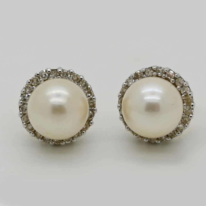 Perlohrstecker mit Diamantkranz – Nr. 571