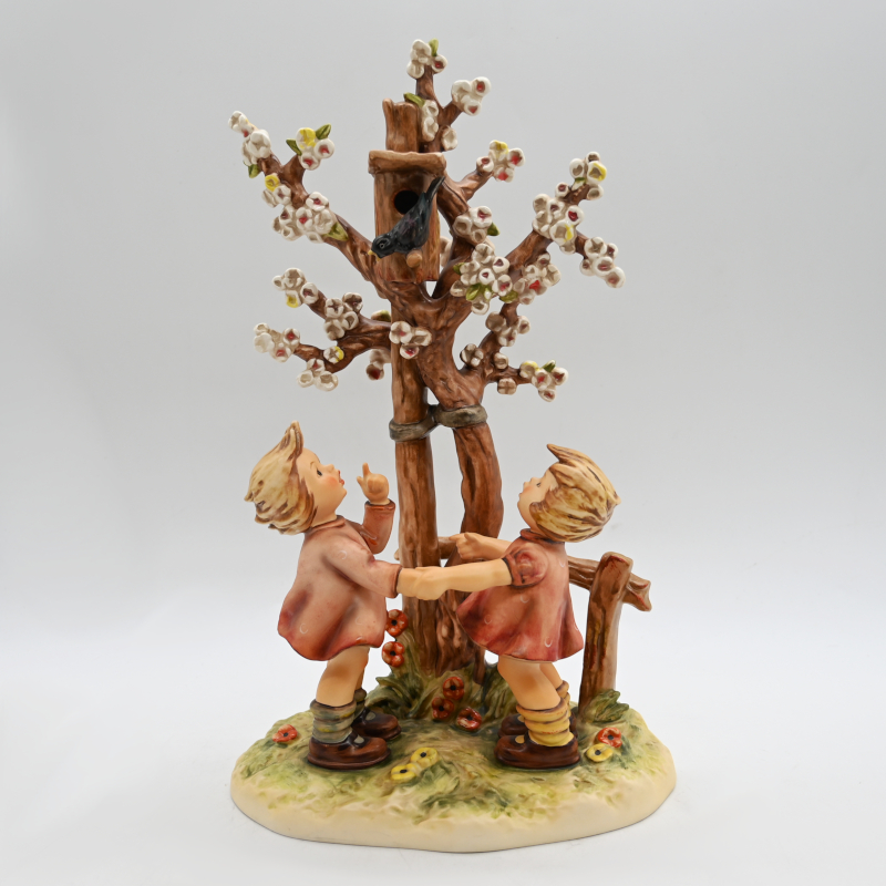 Hummelfigur – Frühlingstanz
